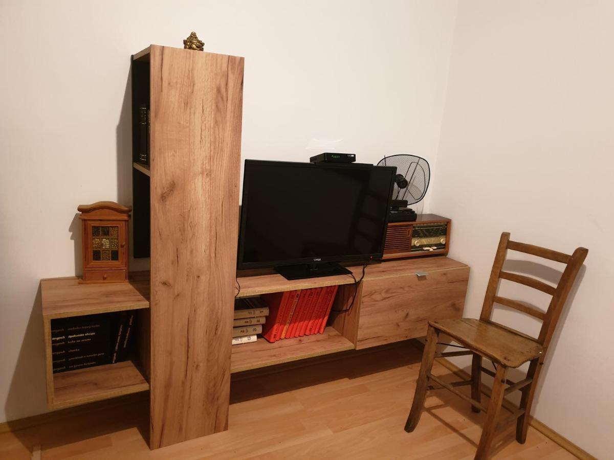 Vila Lena Meduvrsje Luaran gambar